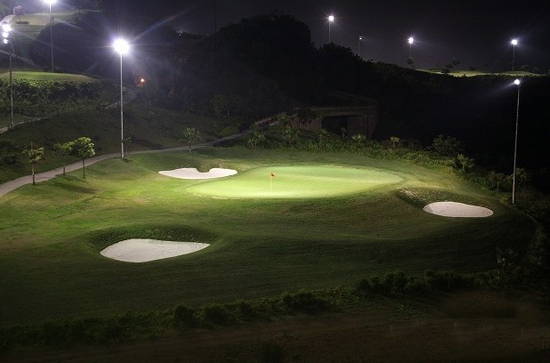 推荐:重庆红鼎演绎山地球场的极致之美–高尔