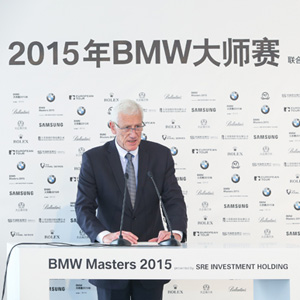 小萝莉崔罗莲苦练英语 球技也提升_大正传媒