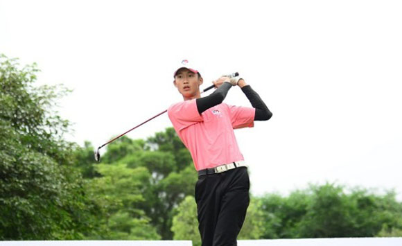 中国优秀青少年高尔夫球员推荐区栩宁