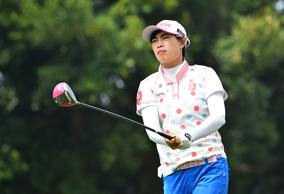 北京秋季挑战赛实力与颜值并存 两人分组首现女子中巡–高尔夫资讯的